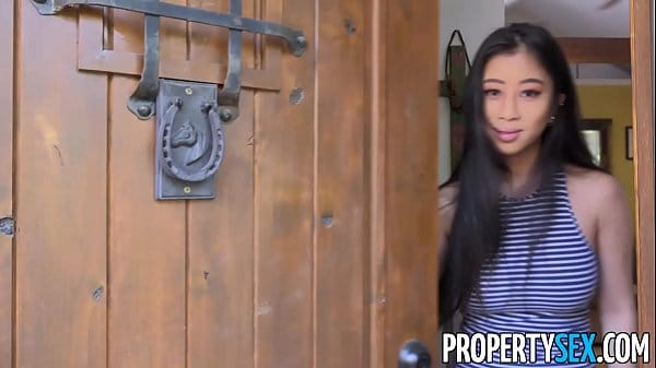 Hot Asian Jade Kush guarantees the sale of the house with a good fuck
